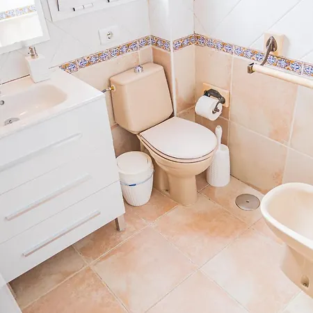 Vila Villa With Jacuzzi In Costa Adeje